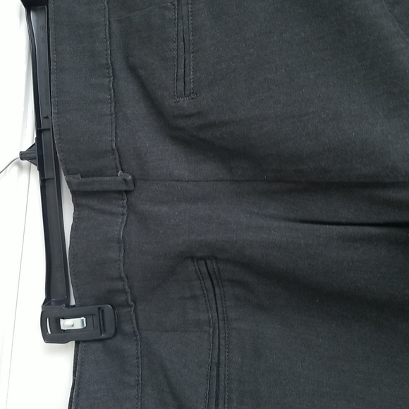 Lee Relaxed Fit Mid Rise Straight Fit Pants - Picture 10 of 15